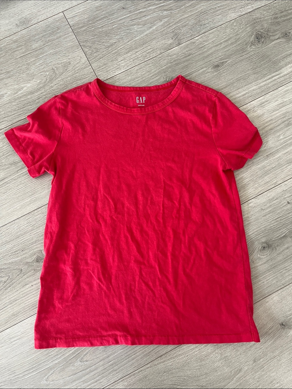 GAP Red Short Sleeve Crewneck Tee